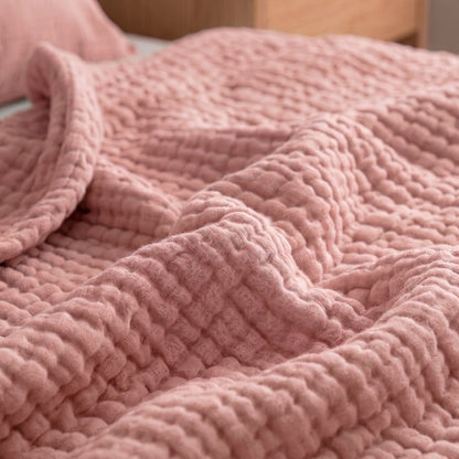 Lilah Muslin Blanket